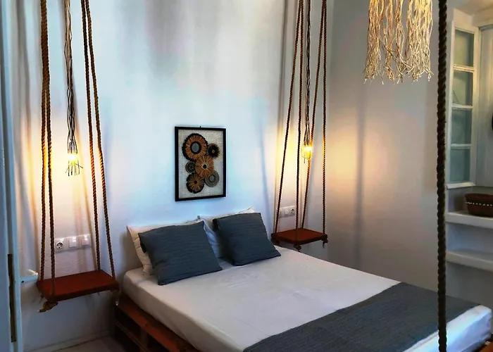 Maison 1883 Adamantas (Milos)