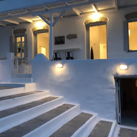 Maison 1883 * Adamantas (Milos)