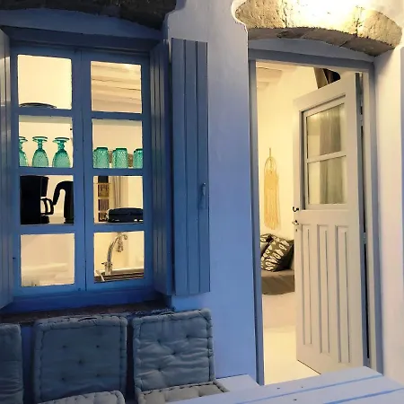 Semesterbostad Maison 1883 Adamantas (Milos)
