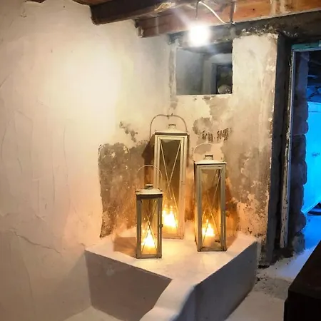 Maison 1883 Adamantas (Milos)