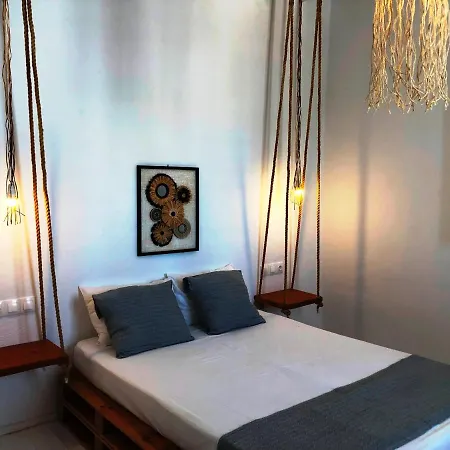 Maison 1883 アダマス