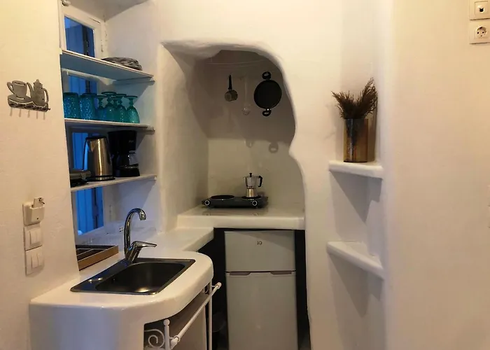 Maison 1883 * Adamantas (Milos)