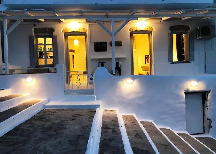 Maison 1883 Adamantas (Milos)