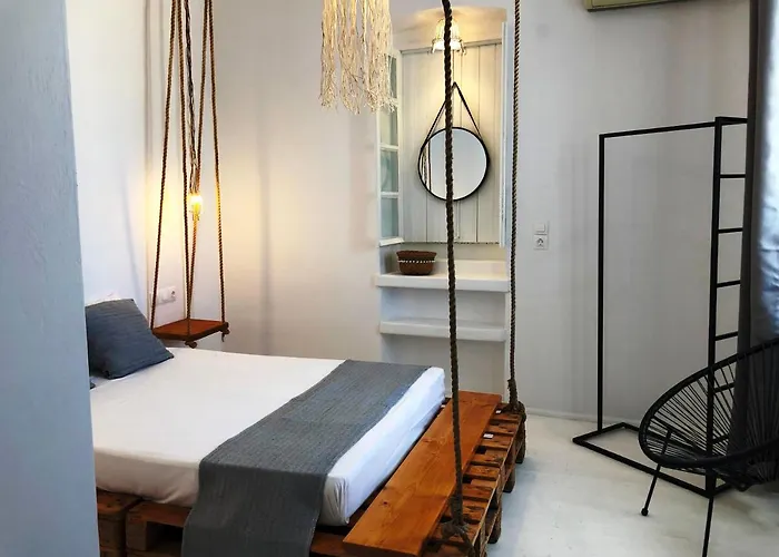 Maison 1883 Adamantas (Milos)