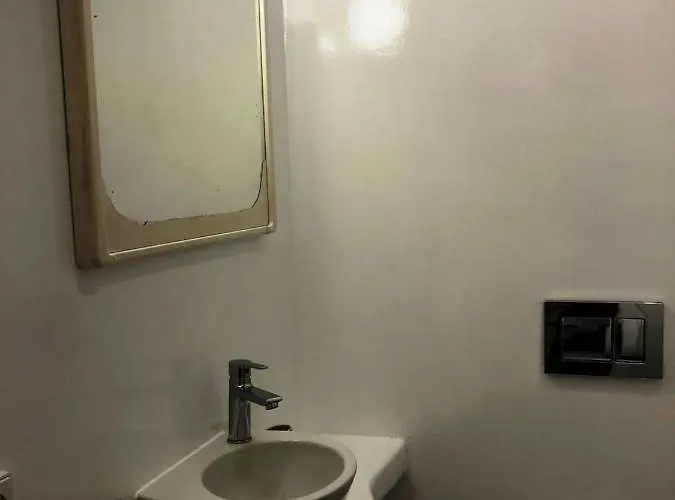 Maison 1883 Adamantas (Milos)